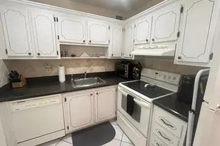 20 Waterford A, Delray Beach, FL 33446 - Photo 7