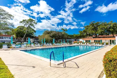 2600 SE Ocean Boulevard #J12, Stuart, FL 34996 - Photo 9