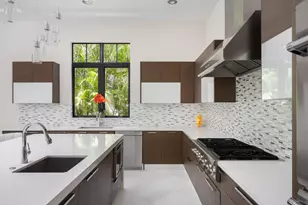 301 San Marco Dr, Fort Lauderdale, FL 33301 - Photo 19