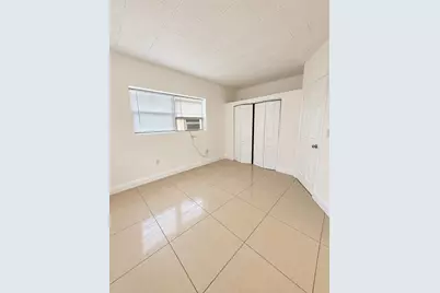 1711 NW 7th Street, Fort Lauderdale, FL 33311 - Photo 9