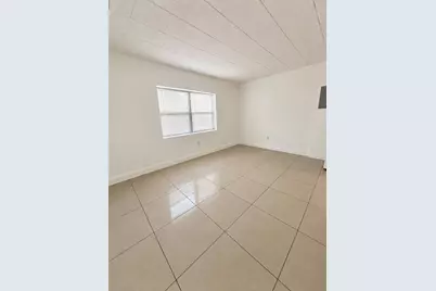 1711 NW 7th Street, Fort Lauderdale, FL 33311 - Photo 5