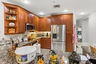 1059 W Heritage Club Cir, Delray Beach, FL 33483 - Photo 11