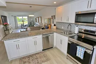2801 N Palm Aire Dr, Pompano Beach, FL 33069 - Photo 27