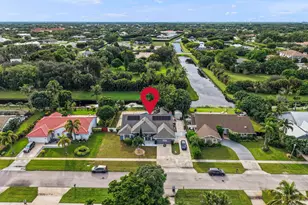 13820 Folkestone Cir, Wellington, FL 33414 - Photo 3