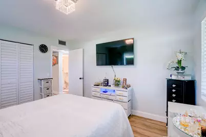 203 S Windsor I #203, West Palm Beach, FL 33417 - Photo 19