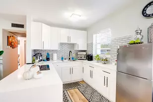 203 S Windsor I, West Palm Beach, FL 33417 - Photo 1