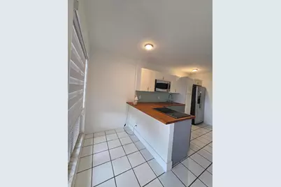 2716 NE 30th Place #105C, Fort Lauderdale, FL 33306 - Photo 3