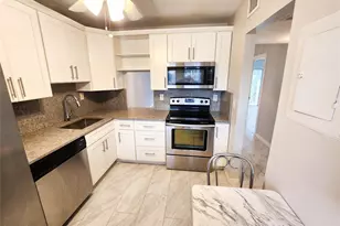 2300 Park Ln, Hollywood, FL 33021 - Photo 11