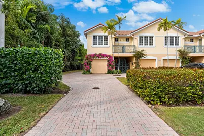 336 Venetian Drive #1, Delray Beach, FL 33483 - Photo 3