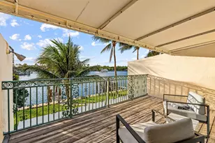336 Venetian Dr, Delray Beach, FL 33483 - Photo 23