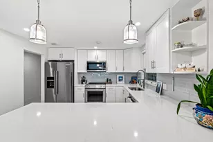 336 Venetian Dr, Delray Beach, FL 33483 - Photo 13