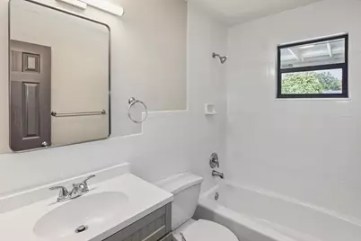 2424 1st Place SW, Vero Beach, FL 32962 - Photo 19