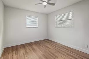 2424 1st Pl SW, Vero Beach, FL 32962 - Photo 17