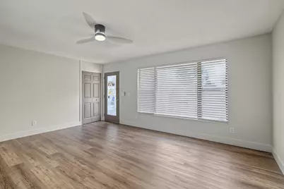 2424 1st Place SW, Vero Beach, FL 32962 - Photo 3