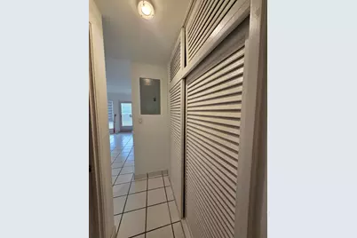 2716 NE 30th Place #105C, Fort Lauderdale, FL 33306 - Photo 9