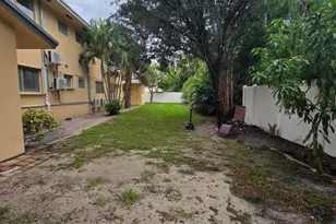 2716 NE 30th Pl, Fort Lauderdale, FL 33306 - Photo 17