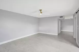 22970 Oxford Pl, Boca Raton, FL 33433 - Photo 9