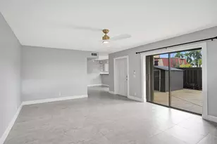 22970 Oxford Pl, Boca Raton, FL 33433 - Photo 7