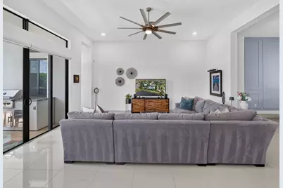 10490 S Lago Vista Circle, Parkland, FL 33076 - Photo 23