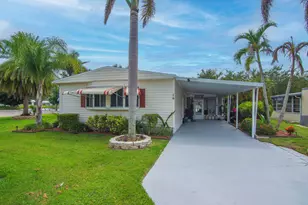 16 Santa Maria Ct, Port Saint Lucie, FL 34952 - Photo 5