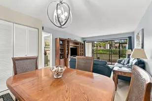 2379 SW 15th St, Deerfield Beach, FL 33442 - Photo 15