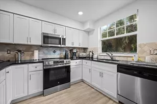 105 Mainsail Cir, Jupiter, FL 33477 - Photo 13