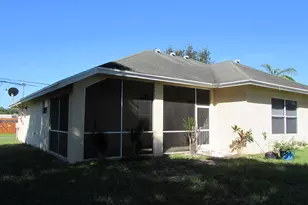 2311 SW Susset Ln, Port Saint Lucie, FL 34953 - Photo 15