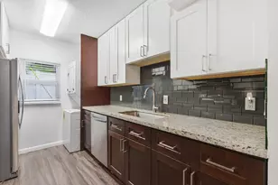 110 NE 16th Terrace, Fort Lauderdale, FL 33301 - Photo 15