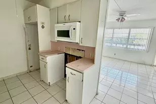 4058 Harwood E, Deerfield Beach, FL 33442 - Photo 9