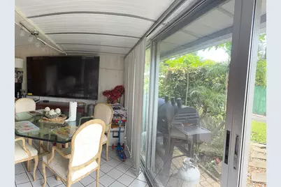 627 Laconia Circle #B, Lake Worth, FL 33467 - Photo 5