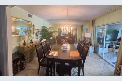 627 Laconia Circle #B, Lake Worth, FL 33467 - Photo 3
