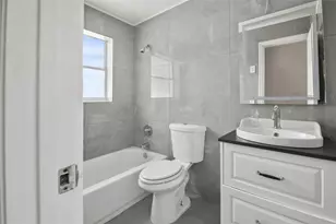 1010 NE 24th St, Pompano Beach, FL 33064 - Photo 23