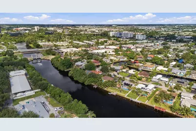 460 SW 18th Court SW, Pompano Beach, FL 33060 - Photo 13