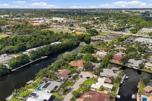 460 SW 18th Ct SW, Pompano Beach, FL 33060 - Photo 11