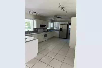 384 W Ariel Road, Edgewater, FL 32141 - Photo 5