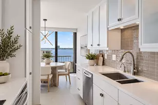 5510 N Ocean Dr, Singer Island, FL 33404 - Photo 15