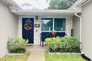 720 SW 69th Ave, Pembroke Pines, FL 33023 - Photo 3