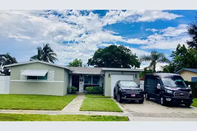 720 SW 69th Avenue, Pembroke Pines, FL 33023 - Photo 1