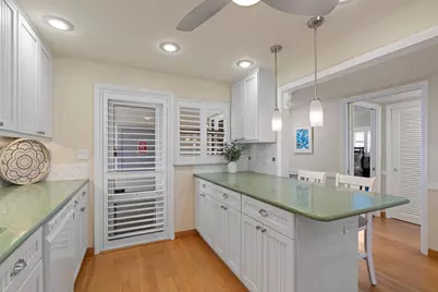 711 N Riverside Drive #401, Pompano Beach, FL 33062 - Photo 13