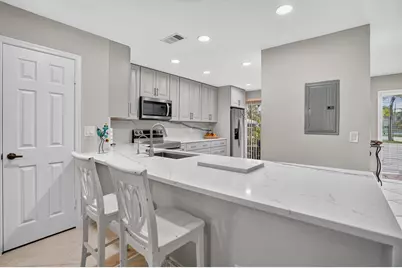 400 Canal Point S #130, Delray Beach, FL 33444 - Photo 11