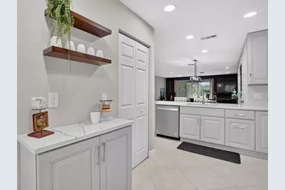 400 Canal Point S #130, Delray Beach, FL 33444 - Photo 13