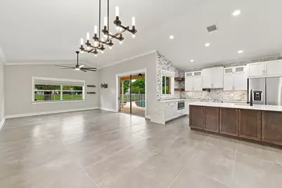 7505 NW 65th Lane, Parkland, FL 33067 - Photo 13