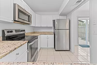 8600 Uranus Terrace, West Palm Beach, FL 33403 - Photo 13