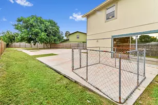 8600 Uranus Terrace, West Palm Beach, FL 33403 - Photo 29