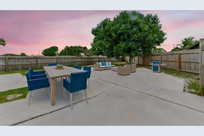 8600 Uranus Terrace, West Palm Beach, FL 33403 - Photo 25