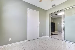 1300 Alho Dr, Lantana, FL 33462 - Photo 13