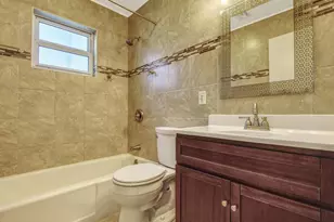 1300 Alho Dr, Lantana, FL 33462 - Photo 7