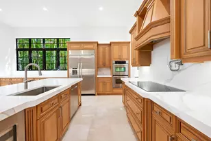 8242 Emerald Ave, Parkland, FL 33076 - Photo 15