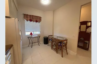 27 Harbour Isle Drive W #305, Fort Pierce, FL 34949 - Photo 3