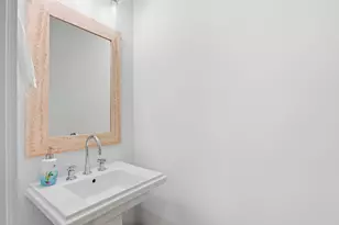 910 Hamilton Ln, Delray Beach, FL 33483 - Photo 23